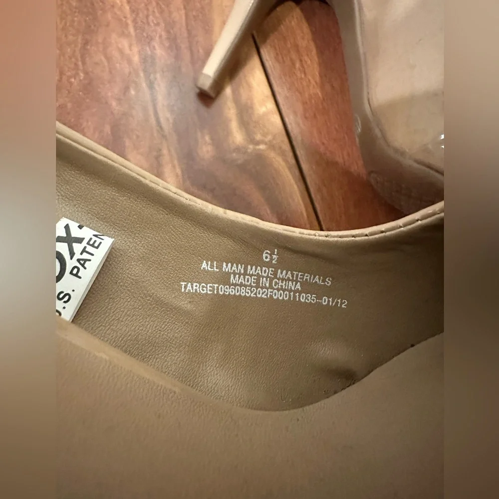 Mossimo - Picture 7 of 9